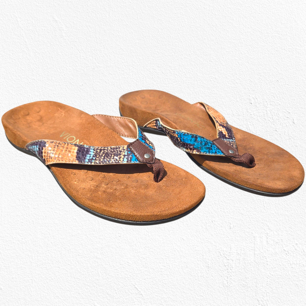 Vionic Snake Print Flip Flop Sandals Size 7 Us Or… - image 1